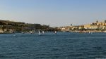 Marsamxett Harbour mit Windsurfern