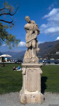 Statue an der Villa Olmo