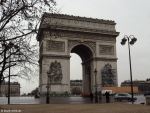 Arc de Triomphe an der Place Charles de Gaulle