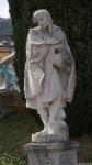 Statue an der Villa Saporiti